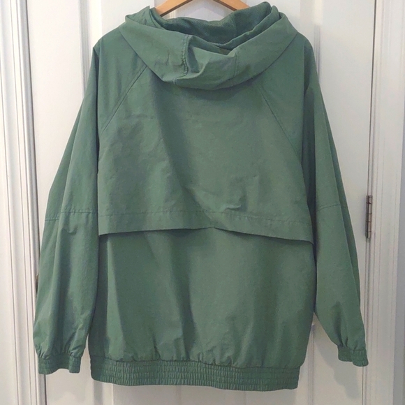 NWOT Old Navy Water-Resistant Performance Zip Jacket Silver Fern Size XXL - Picture 9 of 11